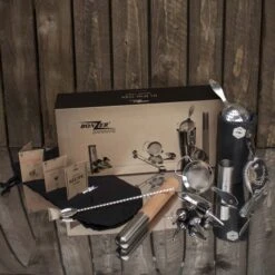 Bonzer Heritage Cocktail Kit Stainless Steel -Waterford Store bonzer heritagecocktailkit lifestyle 01
