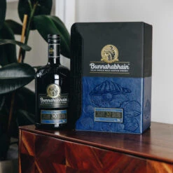 Bunnahabhain 30 Year Old -Waterford Store bunnahabhain 30yo lifestyle 01