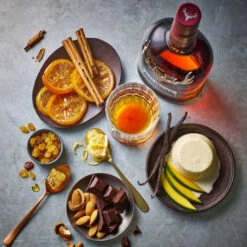 Dalmore 12 Year Old Sherry Cask Select -Waterford Store dalmore 12yo sherrycaskselect lifestyle 04