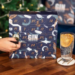 The Premium Gin Advent Calendar (2022) -Waterford Store drinksbythedram adventcalendar 2022 premiumgin lifestyle 02