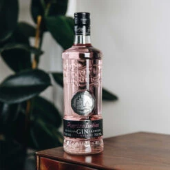 Puerto De Indias Strawberry Gin -Waterford Store puertodeindias strawberry lifestyle 01